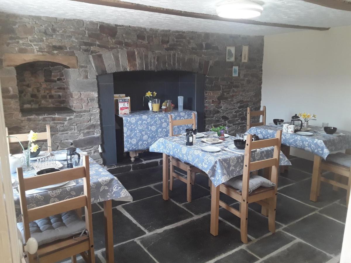 Sharlands Farm Bed And Breakfast Bude Esterno foto