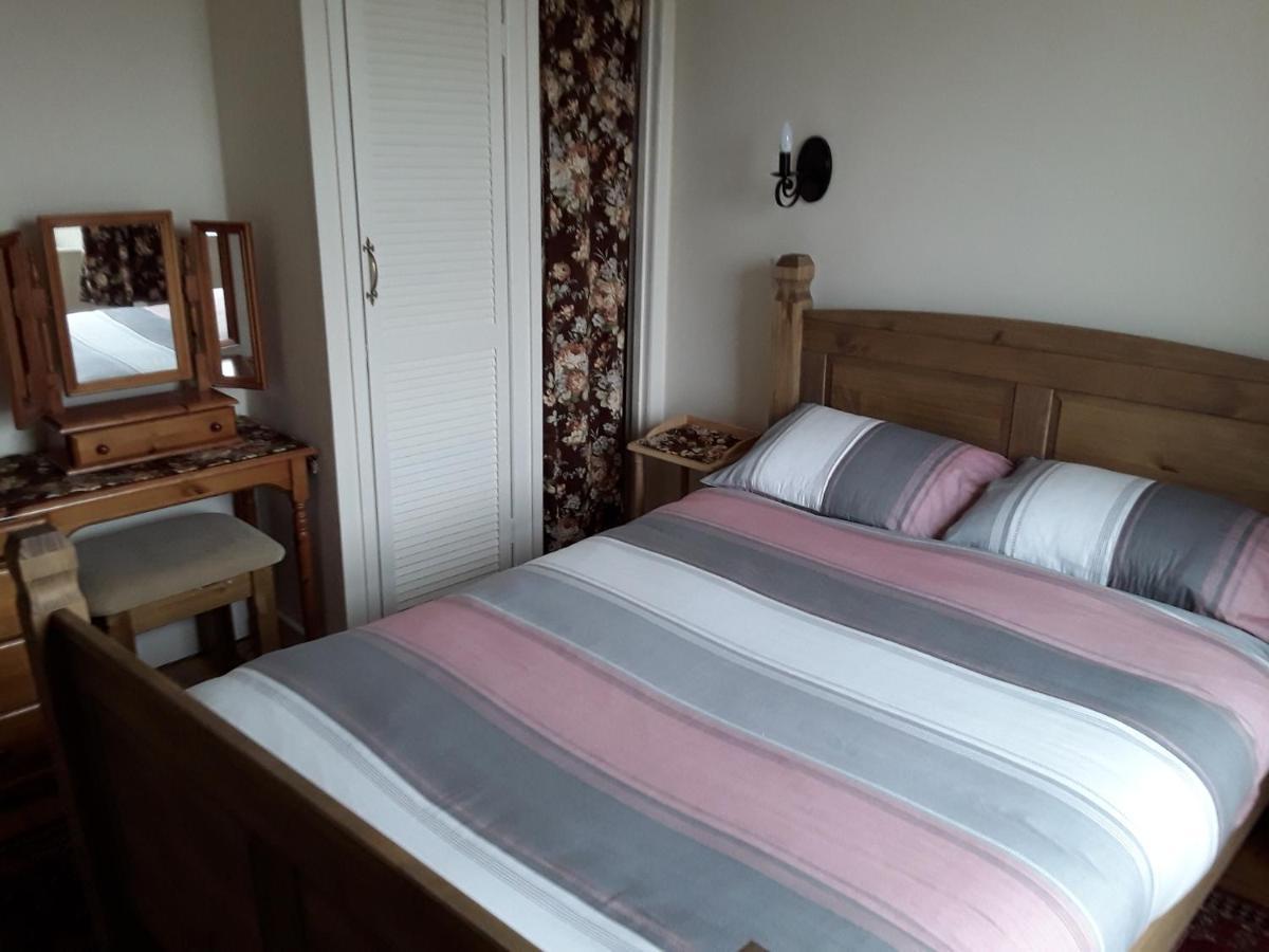 Sharlands Farm Bed And Breakfast Bude Esterno foto