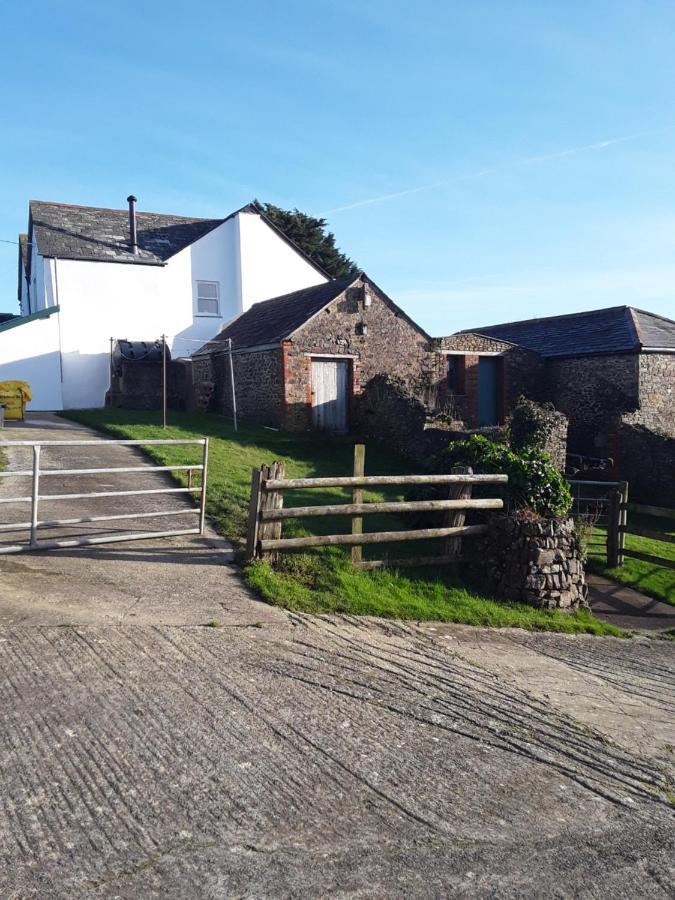 Sharlands Farm Bed And Breakfast Bude Esterno foto