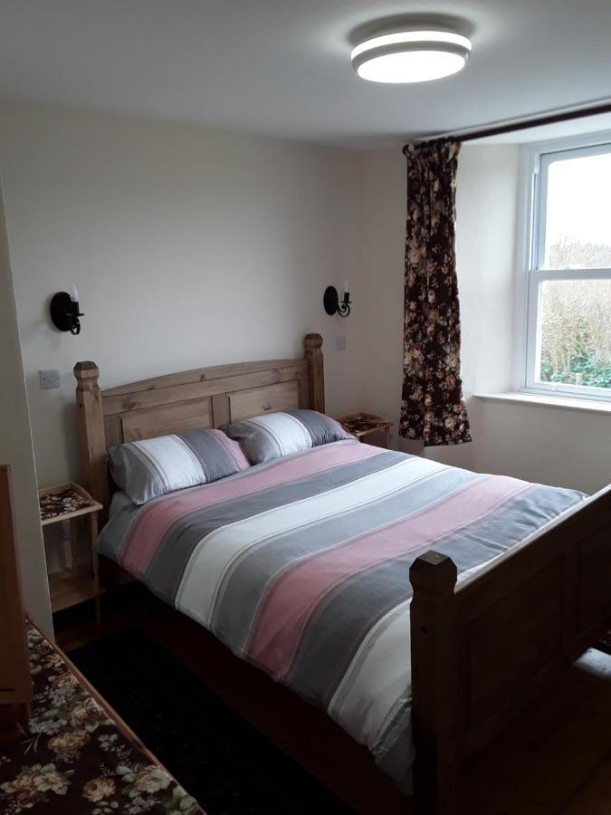 Sharlands Farm Bed And Breakfast Bude Esterno foto